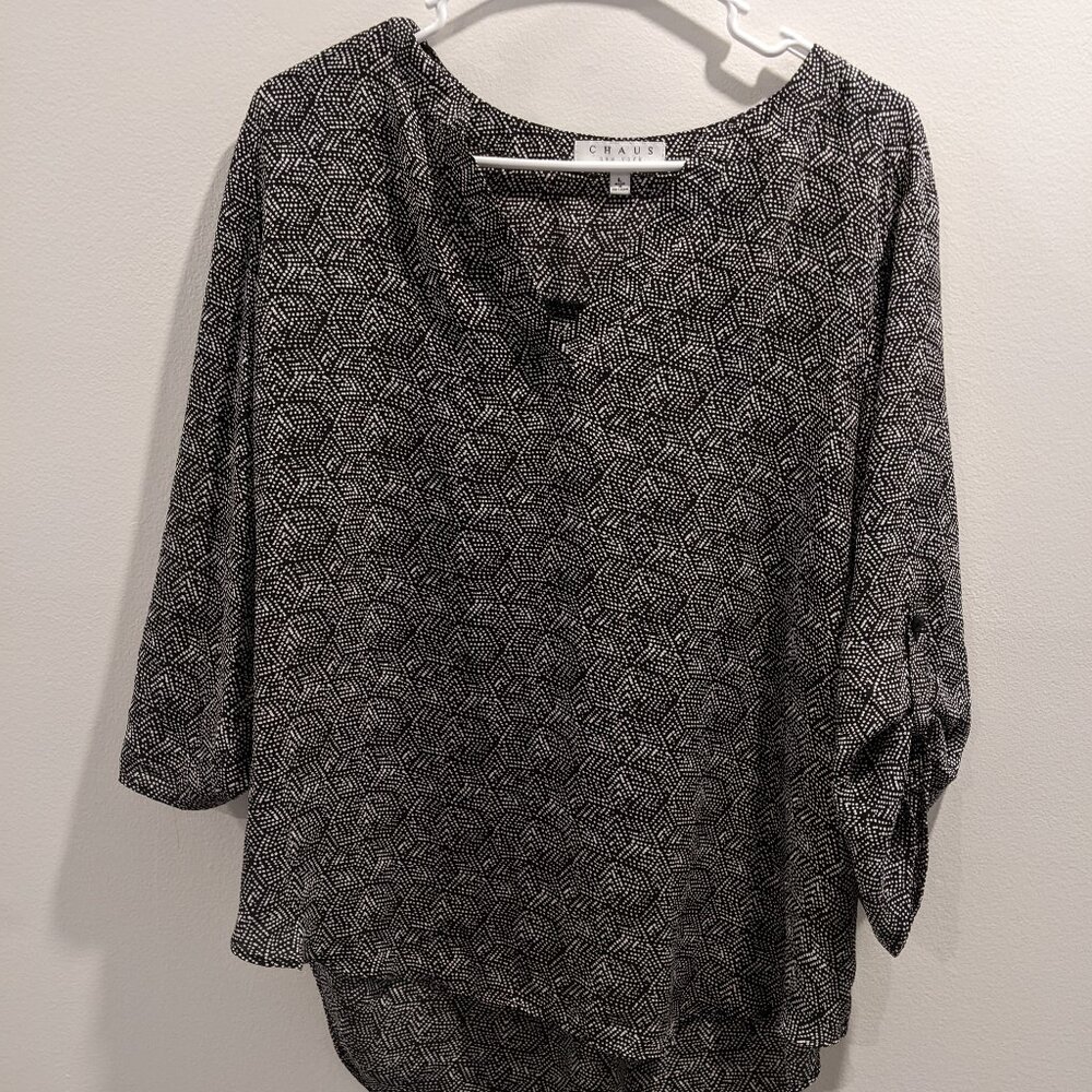 Chaus New York Women's V Neck Short Sleeved Blouse Black/White Dot Print Sz L